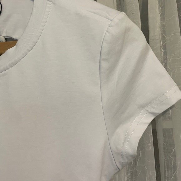 SNDYS white t-shirt dress - Picture 3 of 6